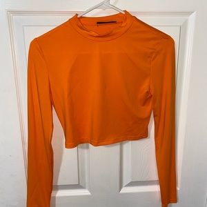 long sleeve crop top